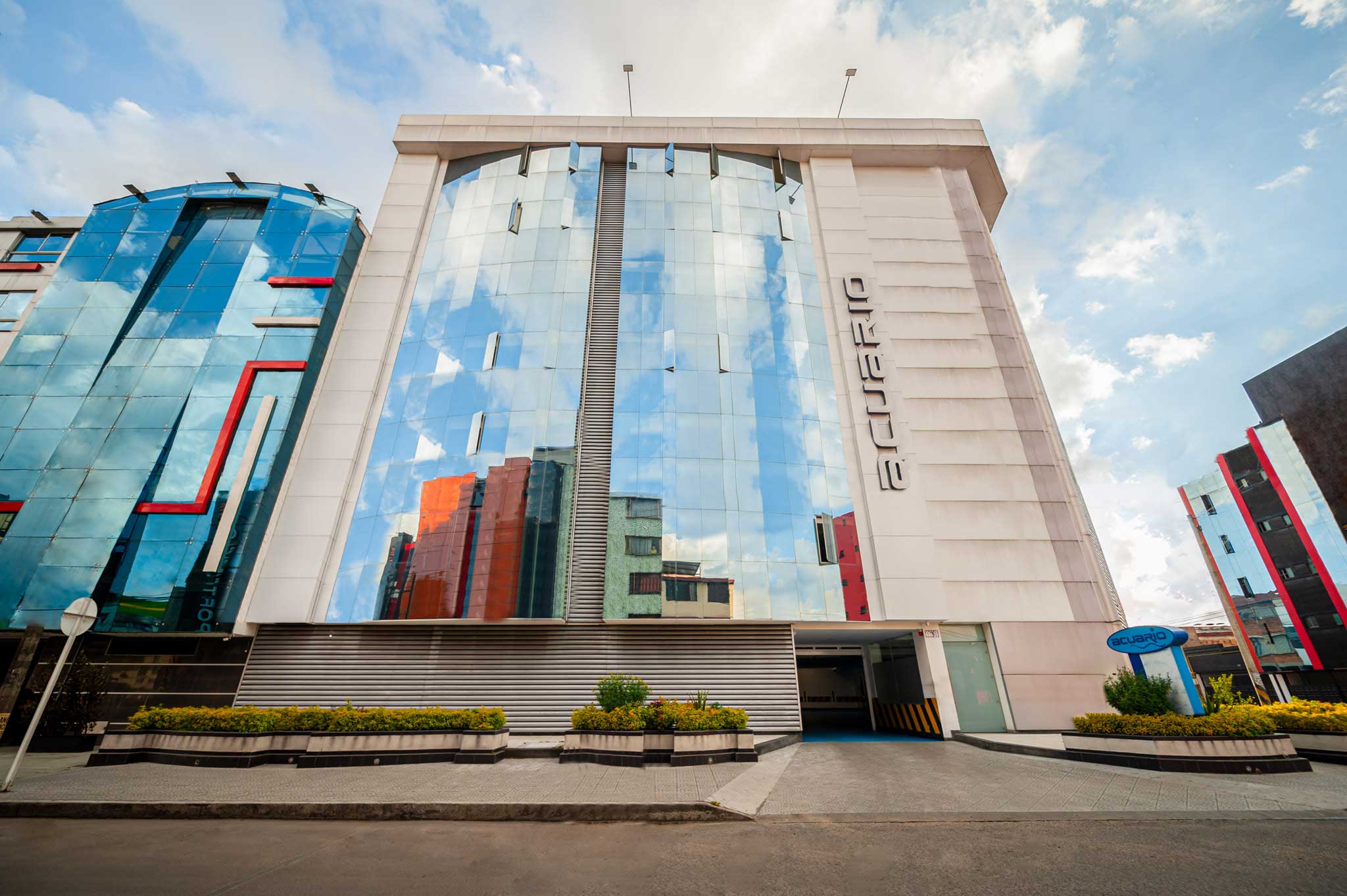 motel-acuario-fachada-01